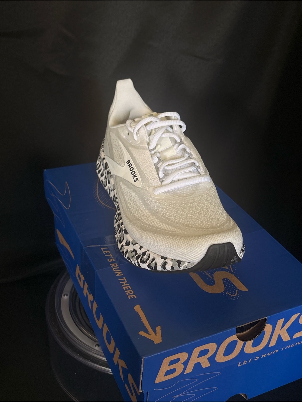 Brooks Women's White Running Shoe with Black-Patterned Midsole
